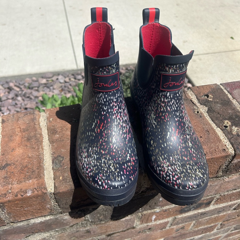 Rain boots